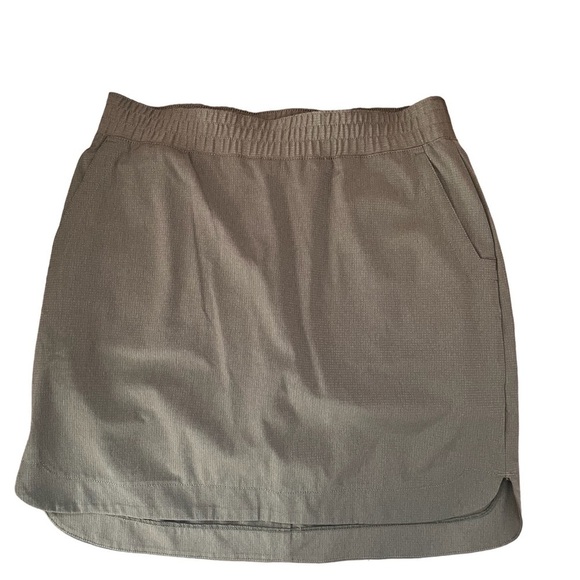 Pants - Duluth Trading CO Women’s Active Wear Skirt Golf Skort Sz 10 Army Green Gorpcore